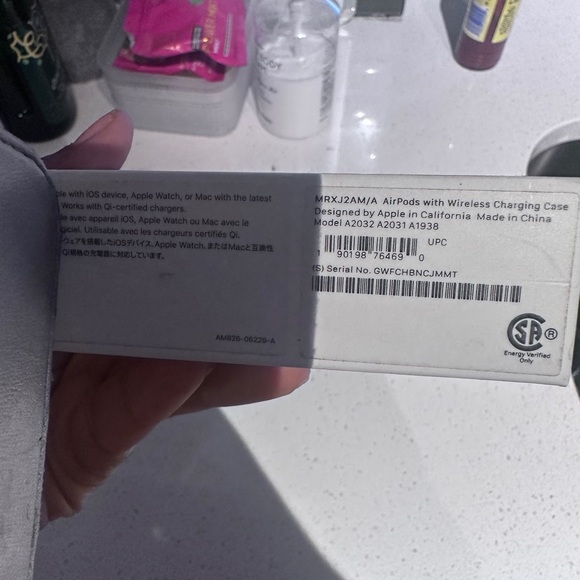 BRAND NEW/ Never USED- AirPods with Charging Case - Picture 2 of 3